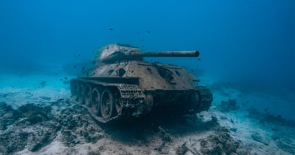 Tanque Hundido en Museo Militar de Hurghada
